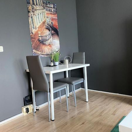 Apartment Im Zentrum Dresdens Esterno foto